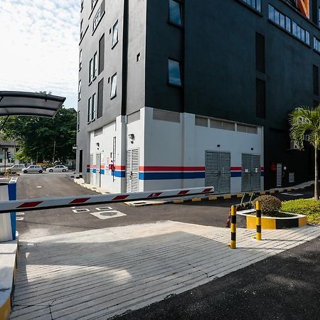 Lax Boutique Hotel Klang Exterior photo