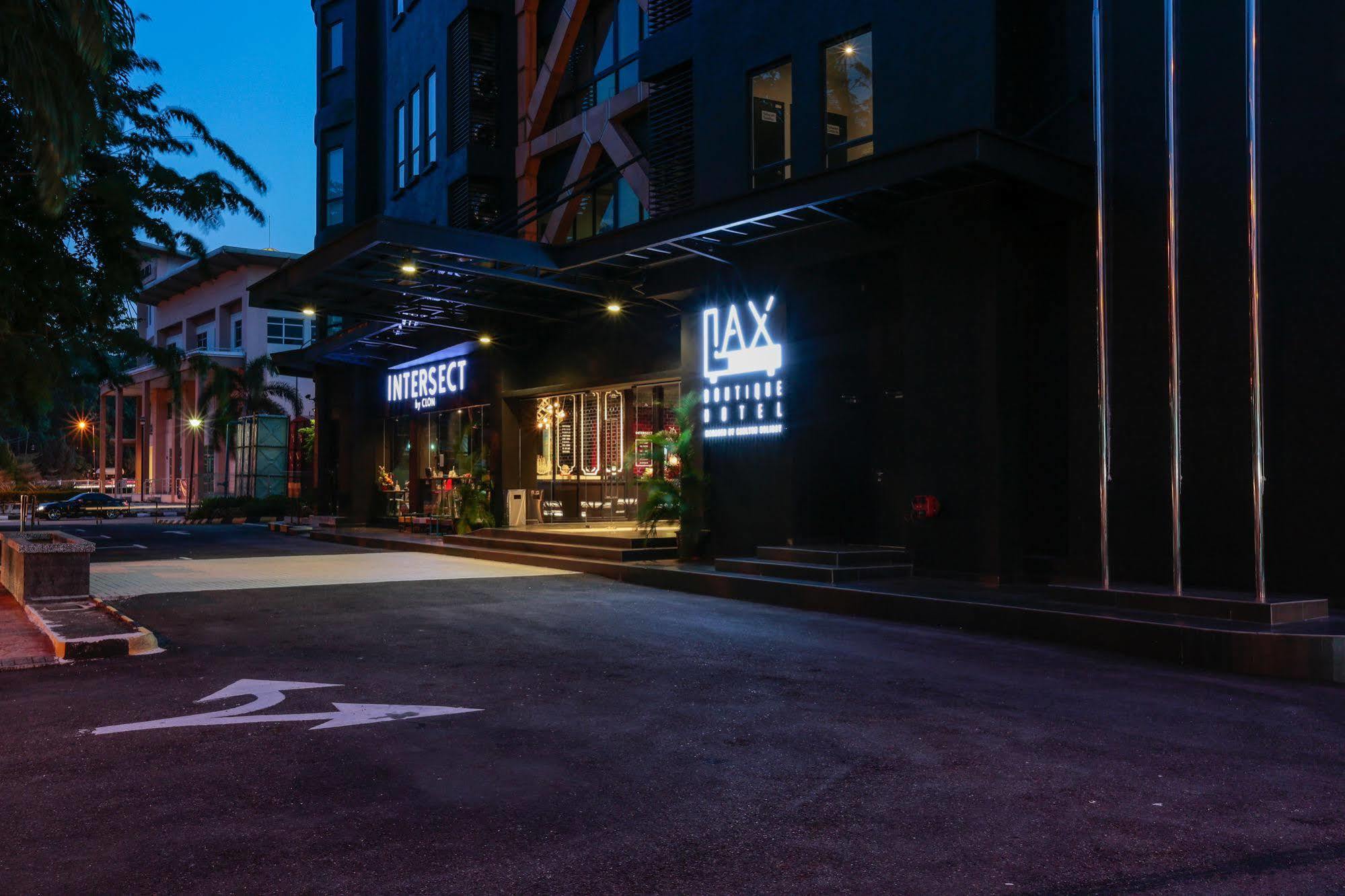 Lax Boutique Hotel Klang Exterior photo